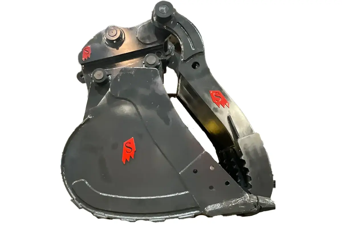 Excavator Trinity Rendering - Thumb, Bucket and Coupler - Solesbee's Equipment