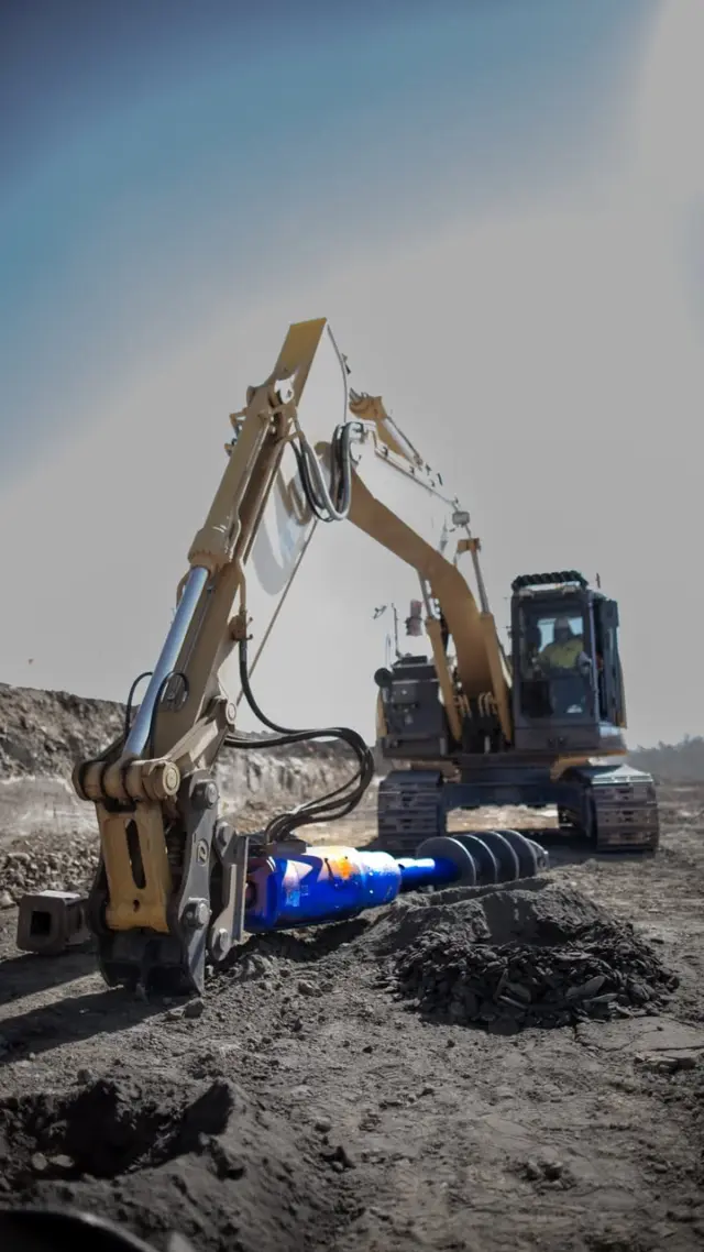 You don’t think about your Earth Drill & Auger when it’s doing its job right. 

It just drills, clears, and keeps pace with the machine. That’s exactly how it should be. 

Reliable equipment makes a long day a little easier.

#earth #drill #excavator #auger #operator #augertorque #construction #drilling #fencing #agriculture